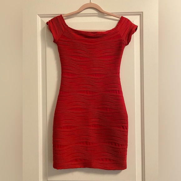 Y2K Wet Seal Red Textured Mini Dress - Picture 2 of 4
